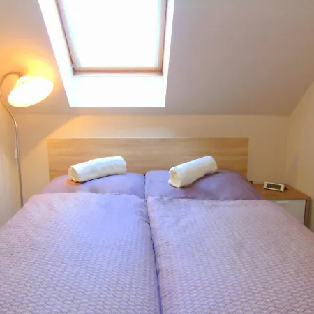 아파트 White Harmony Medences Apartman 시오포크